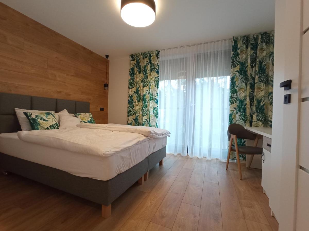 Apartamenty Woda I Las Turawa Eksteriør billede